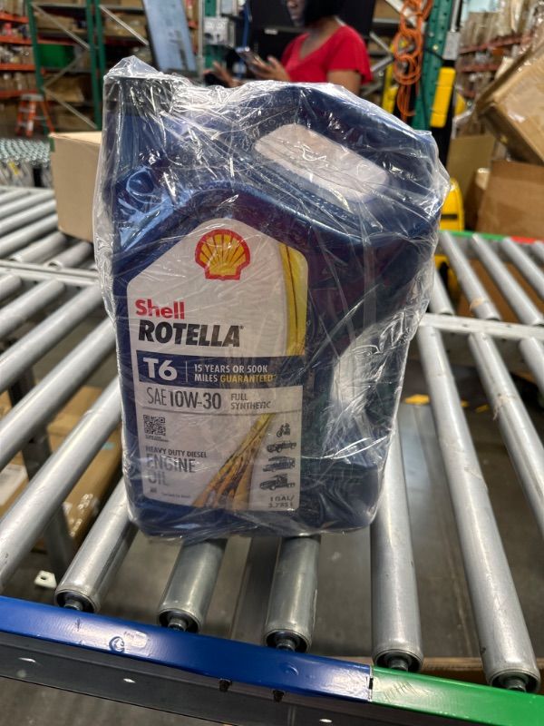 Photo 2 of Shell Rotella T6 Full Synthetic 10W-30 Engine Oil (1-Gallon, Single Pack) 1 Gallon 1-Pack 10W-30