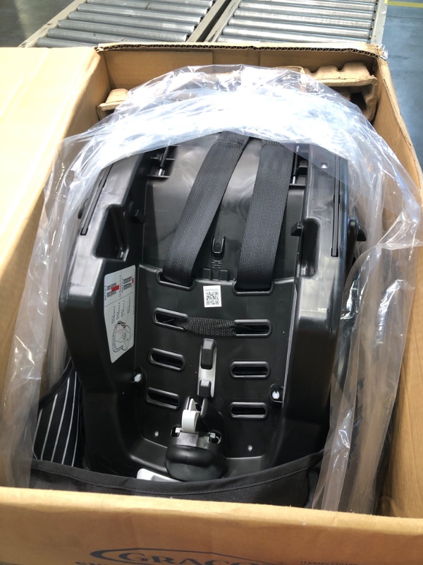 Photo 1 of Graco SnugRide 35 Lite LX Infant Car Seat, Studio SnugRide 1 Count (Pack of 1) Studio