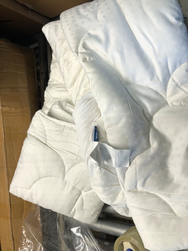 Photo 5 of ***ONLY ONE PIECE***Bedsure Twin Duvet Cover White - Washed Duvet Cover Twin/Twin XL  with Zipper Closure, 1 Duvet Cover 68x90 inches  White Twin/Twin XL