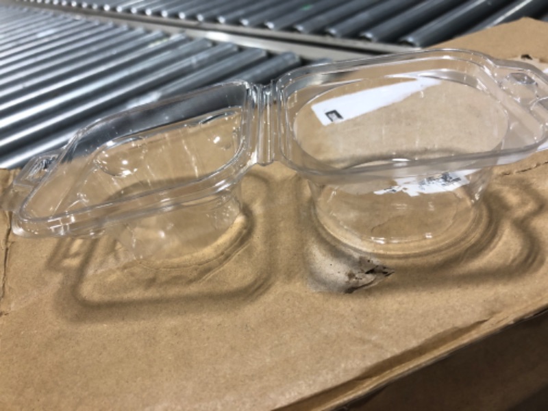 Photo 5 of 200 PCS Plastic Hinged Take Out Containers Clamshell Take Out Tray, Clear Plastic Take out Containers, for Sandwiches, Salads, Hamburgers, (5x4.7x2.8 in)