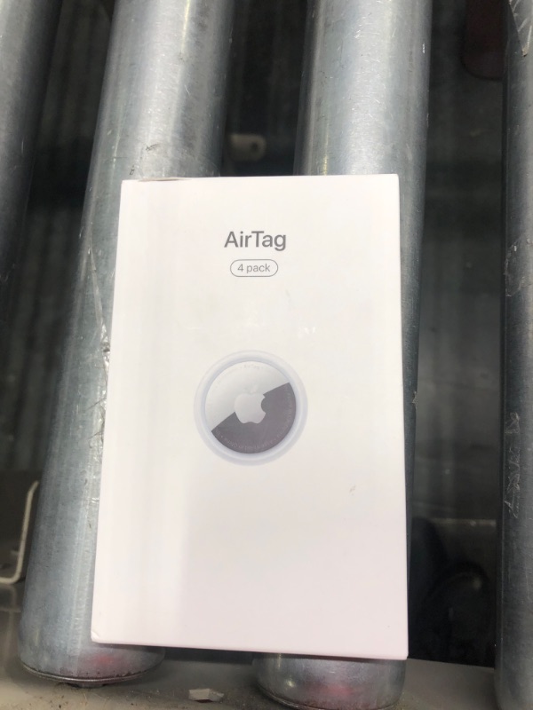 Photo 1 of Apple AirTag 3 Pack