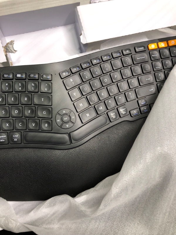 Photo 3 of Ergonomic Wireless Keyboard Mouse, ProtoArc EKM01 Ergo Bluetooth Keyboard and Mouse Combo, Split Design, Palm Rest, Multi-Device, Rechargeable, Windows/Mac/Android
---- ONLY KEYBOARD --- 