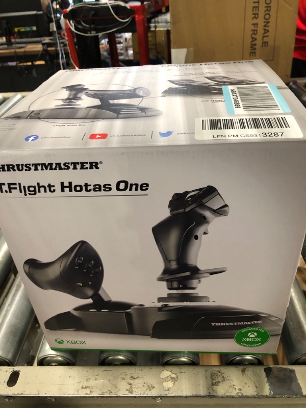 Photo 2 of Thrustmaster T-Flight Hotas One (XBOX Series X/S & XOne and Windows)