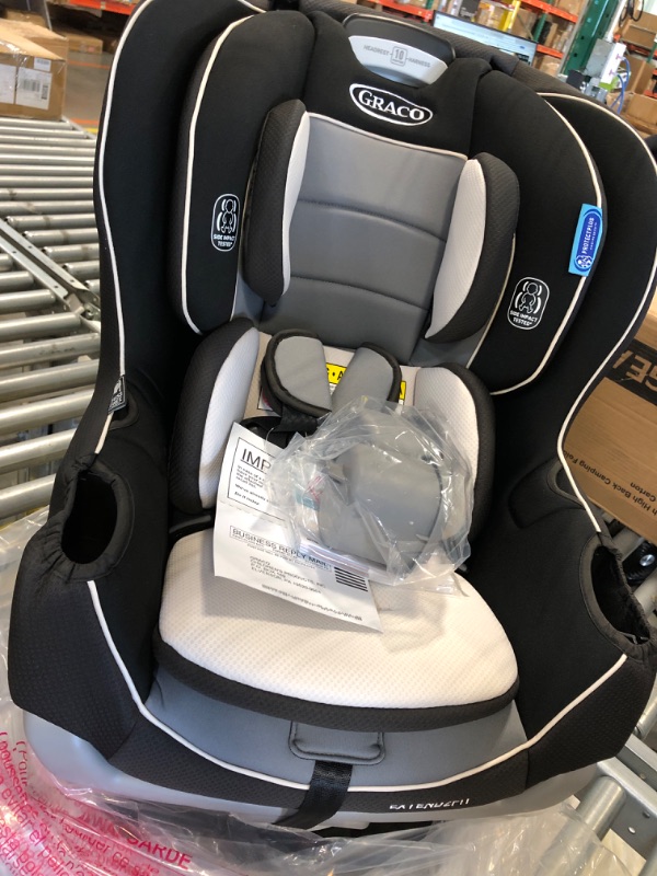 Photo 1 of Graco Extend2Fit Convertible Car Seat, Gotham