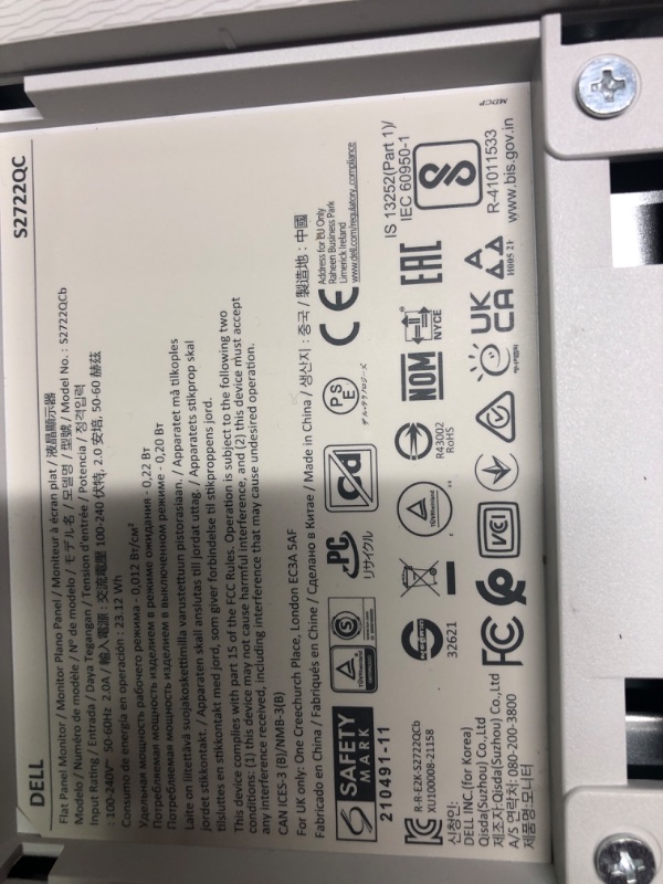 Photo 3 of Dell S2722QC 27-inch 4K USB-C Monitor - UHD (3840 x 2160) Display, 60Hz Refresh Rate, 8MS Grey-to-Grey Response Time (Normal Mode), Built-in Dual 3W Speakers, 1.07 Billion Colors - Platinum Silver 27 Inches S2722HC