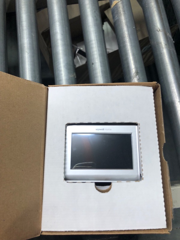 Photo 1 of Honeywell Home RTH9585WF Wi-Fi Smart Color Thermostat, 7 Day Programmable, Touch Screen, Energy Star, Alexa Ready, C-Wire Required, Not Compatible with Line Volt Heating Gray