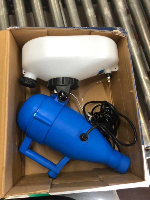 Photo 2 of 4.5L (1.2 Gallon) Electric ULV Portable Fogger Sprayer Machine Atomizer Mist Cold Fogger Machine Spraying Distance 30ft for Home,Hotel,Church,School,Yard