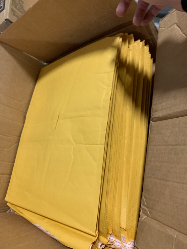 Photo 2 of Amazon Basics Kraft Bubble Mailer, 10.5" x 16" (Internal Size - 10.25" x 15"), 50-Pack 50 pack 10.5" x 16"