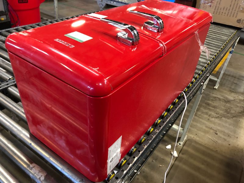 Photo 2 of 3.5 cu. ft. Retro Mini Fridge, Refrigerator with Freezer, with 2 Door Adjustable Mechanical Thermostat in Red
