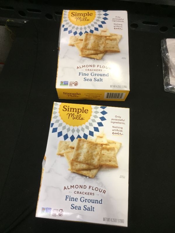 Photo 2 of 2 PACK-Simple Mills Almond Flour Crackers, Fine Ground Sea Salt - Gluten Free, Vegan, Healthy Snacks, 4.25 Ounce (Pack of 1) Fine Ground Sea Salt 4.25 Ounce (Pack of 1)- BEST BY- 09/04/2023