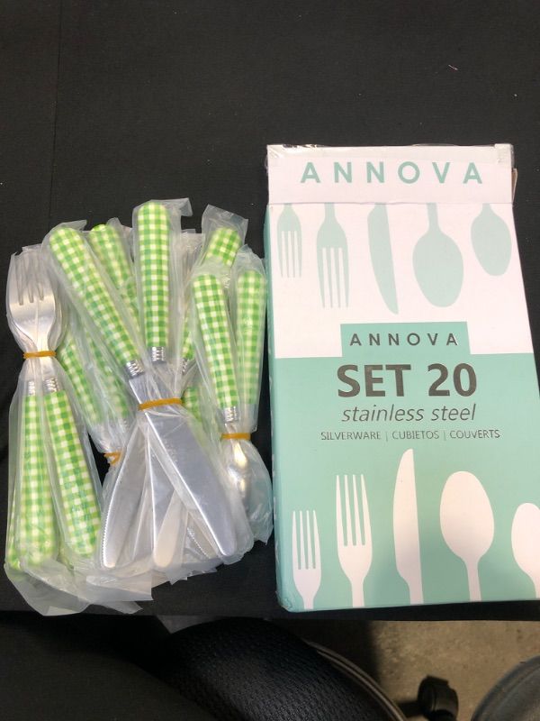 Photo 2 of ANNOVA Silverware Set 20 Pieces Stainless Steel Cutlery Color Handle Flatware - 4 x Dinner Knife; 4 x Dinner Fork; 4 x Salad fork; 4 x Dinner Spoon 4 x Dessert Spoon (Green)