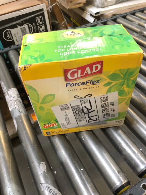 Photo 1 of Glad Protection Series Force Flex Drawstring Gain Original Odor Shield 13 Gallon 1/110ct