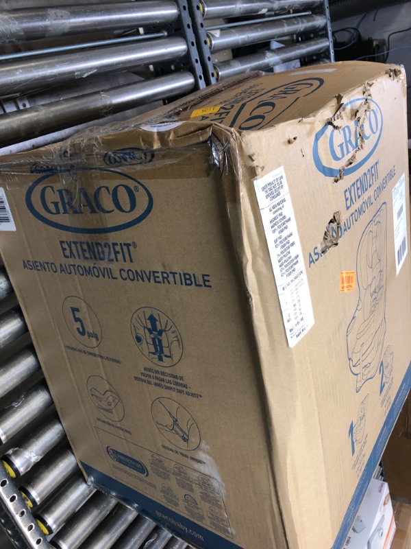 Photo 1 of Graco Extend2Fit Convertible Car Seat, Gotham