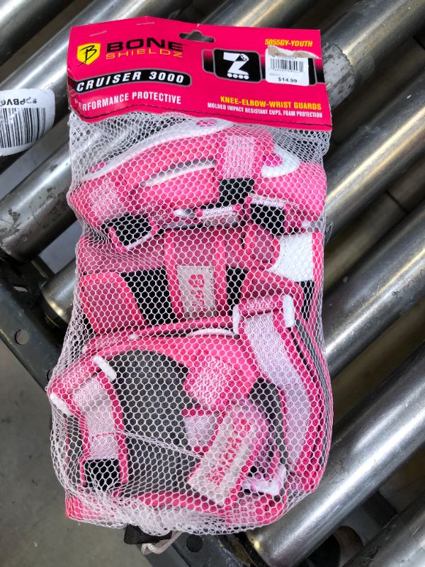 Photo 2 of Boneshieldz Cruiser 3000 Tripack Pink/Grey Protective Gear