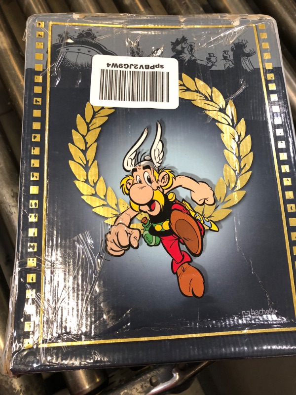 Photo 4 of 
The Complete Asterix Box set (38 titles)Paperback