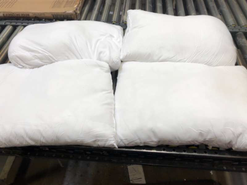 Photo 2 of 4 count standard pillows