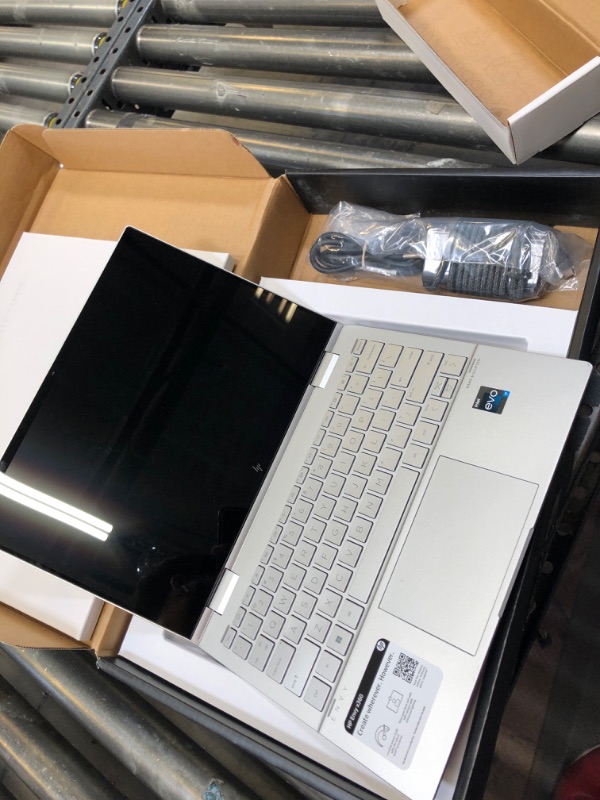 Photo 4 of HP Envy 2-in-1 | Model:13-bf0013dx | 13.3" Touch-Screen Laptop | Processor: Intel Core i7 | Memory: 8GB | Storage: 512GB SSD | Color: Natural Silver |
