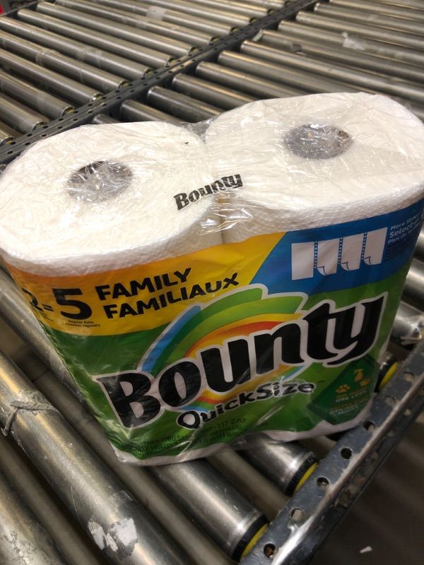 Photo 2 of Bounty Select-A-Size Paper Towels, White, 2 Double Plus Rolls = 5 Regular Rolls