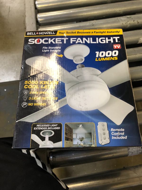 Photo 2 of Socket Fan Cool Light E26/E27 Base, Cordless/Wireless with 15.75” Fan and 1,000 Lumen/5,000 Kelvin LED Bulb/Ceiling Fan Replacement for Bedroom, Living Room, Kitchen, Balcony