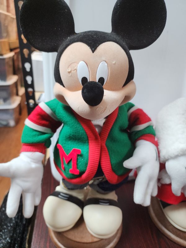 Photo 3 of Rare collectible - Mickey and Minnie music dancing. 17" each. It's time for an all-out dance party with the Disney Junior Mickey Mouse .Disney Santa’s Best Christmas Mickey Mouse (twist). Inspired by Disney Junior's Mickey Mouse clubhouse series. (SOUND A