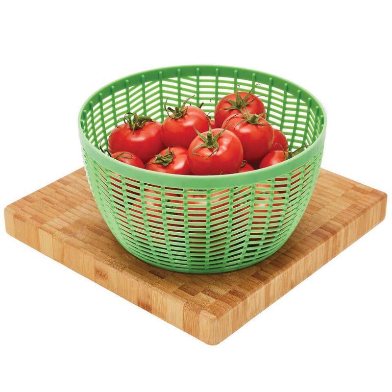 Photo 5 of Farberware Pump Activated Salad Spinner. Farberware Presents An Indispensable Tool For Leading A Healthier Lifestyle: The Farberware Pump Salad Spinner. You Can Both Wash And Dry Salad Greens And Other Produce, Including Fruits And Even Berries, In Second