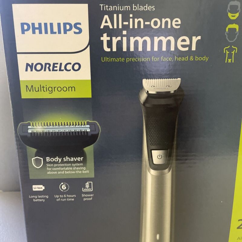 Photo 3 of Philips Norelco Multigroom - All In One Trimmer - Titanium Blades + 18 Tools
