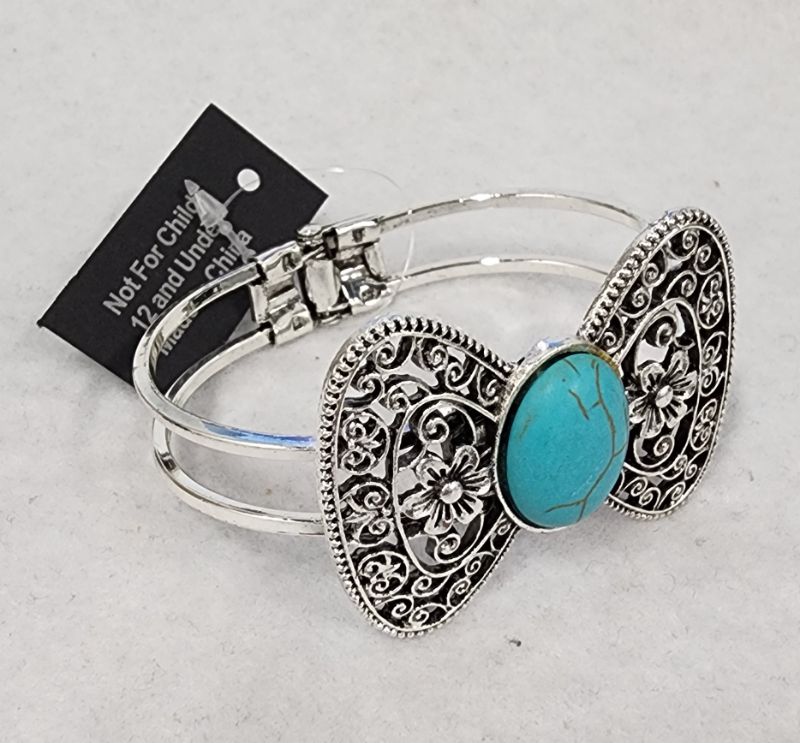 Photo 1 of women's southwestern jewelry/ Bangle 