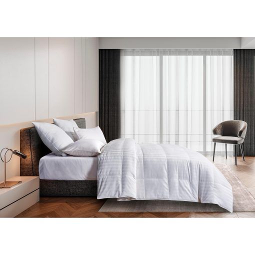 Photo 1 of FUUL/QUEEN Hotel Grand White Goose Down Comforter