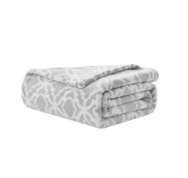 Photo 1 of Casual Living Super Soft Plush Throw 60" x 70"