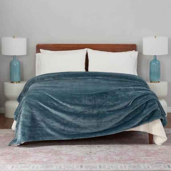 Photo 1 of QUEEN SIZE Berkshire Life Soft Blanket, Atlantic Blue