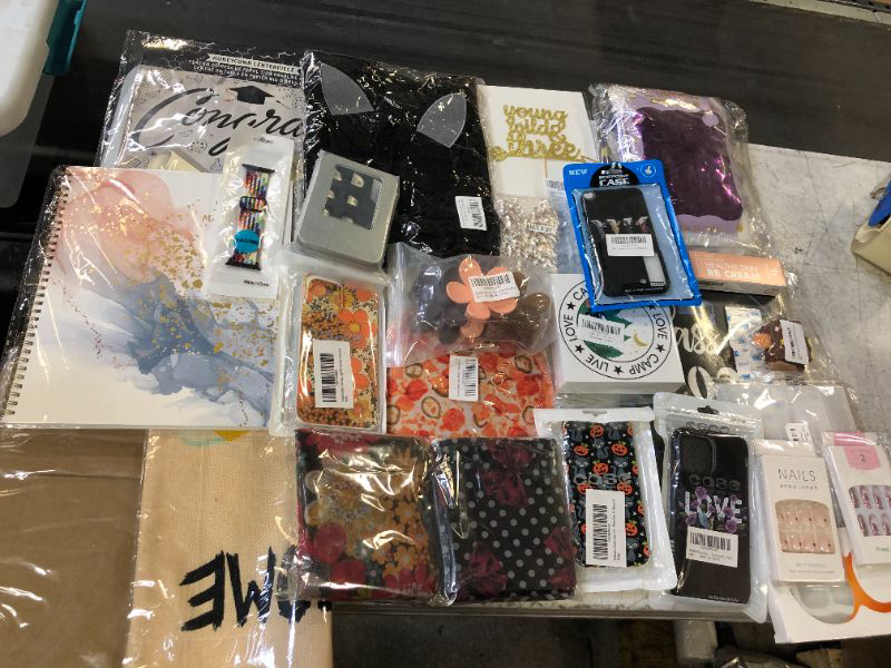 Photo 1 of 25 PCS MISC. ITEMS BAG LOT