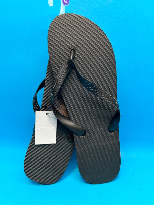 Photo 1 of 810837… mens size 13 flip flops 