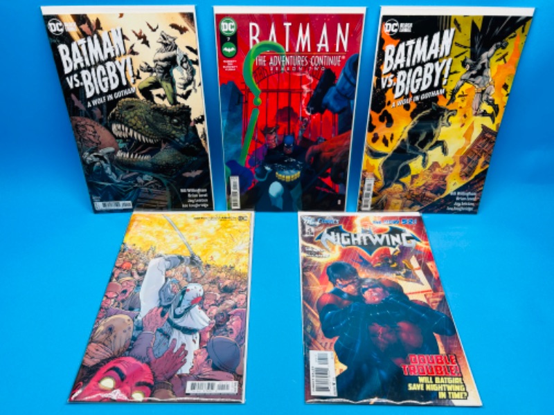 Photo 1 of 810994…5 Batman comics in plastic sleeves 