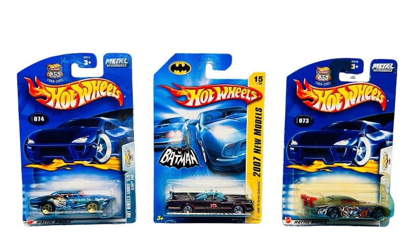 Photo 1 of 811080…hot wheels Batman and Anime cars