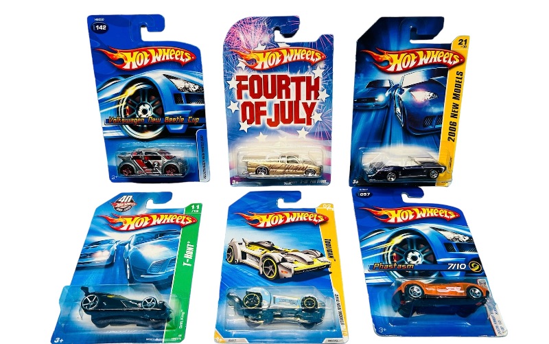 Photo 1 of 811081… 6 hot wheels die cast cars 