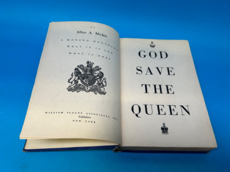 Photo 2 of 811130…rare vintage 1952 God Save The Queen book by Allen A. Michie - stains from age