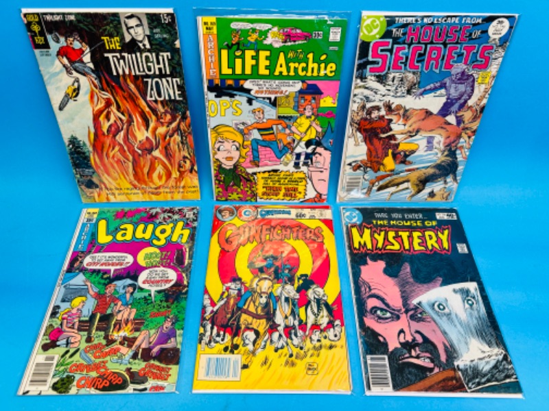 Photo 1 of 811165…  6 vintage comics in plastic sleeves 