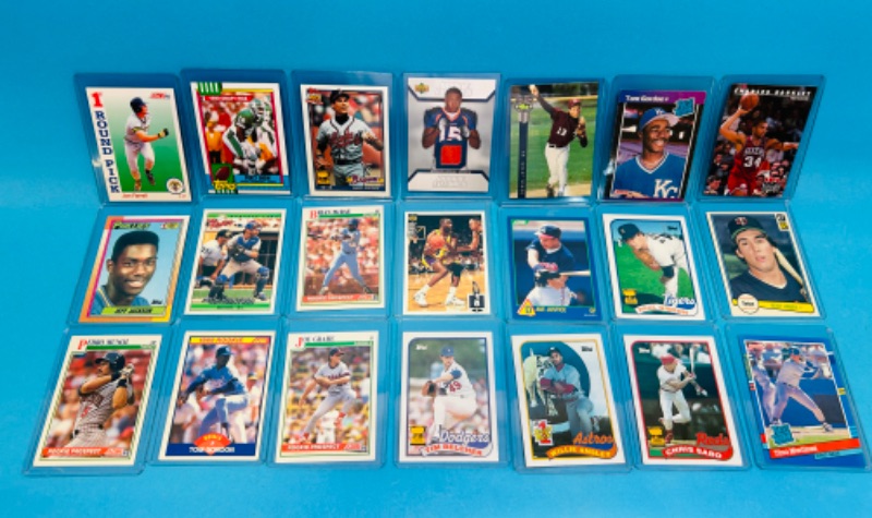 Photo 1 of 811201…21 Rookie trading cards in hard plastic sleeves 