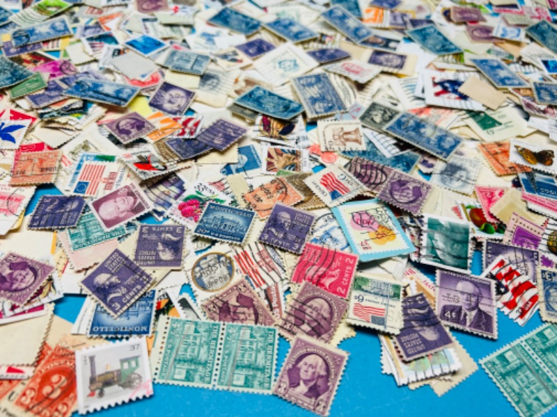 Photo 6 of 811229…hundreds of vintage used stamps 