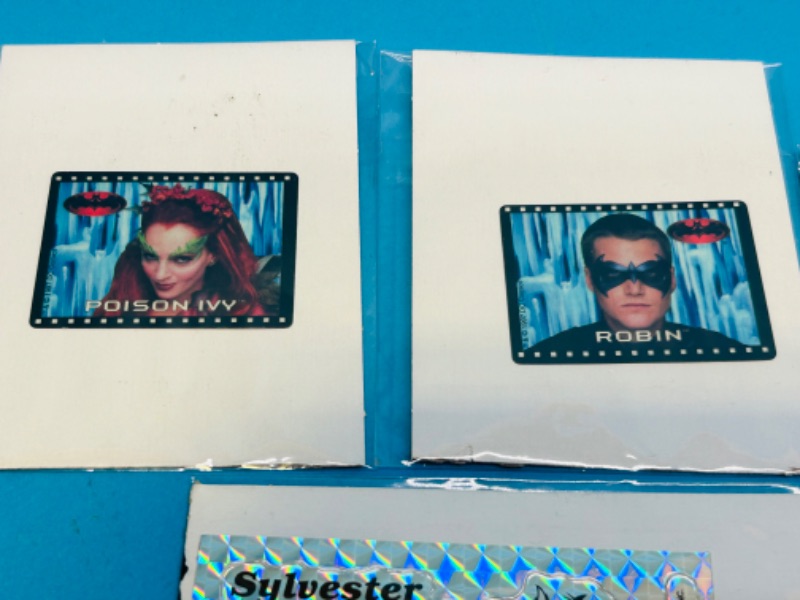 Photo 2 of 811265…Batman film cell cards and hologram cartoon stickers in plastic 