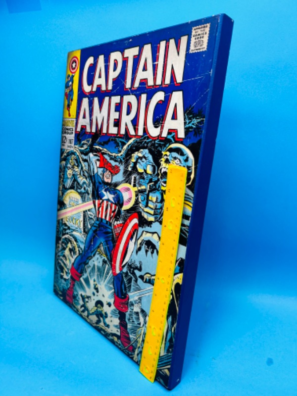 Photo 1 of 811385…19 x 13” captain America wall hanging 