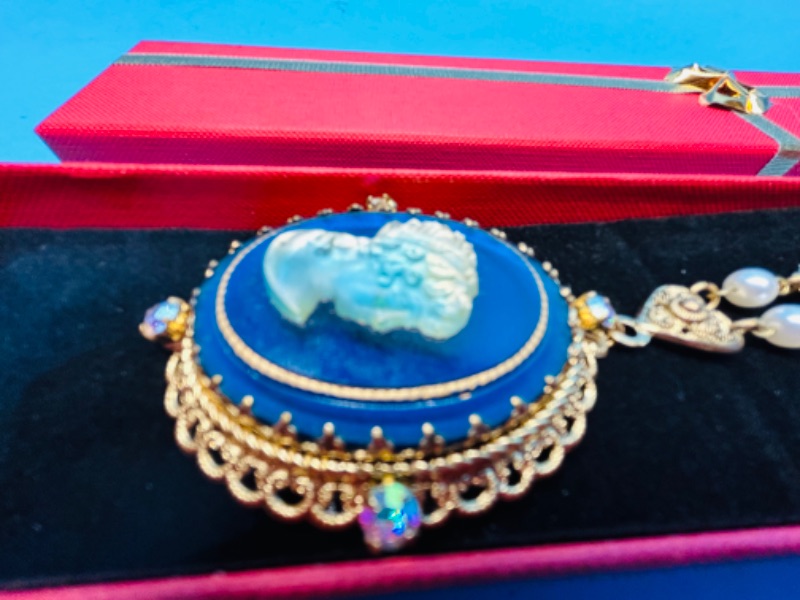 Photo 1 of 811446…vintage west Germany glass cameo 3-D filigree pendant broach necklace in gift box 