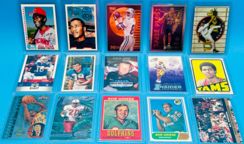 Photo 1 of 811492…15 collectible sports trading cards  in hard plastic sleeves 