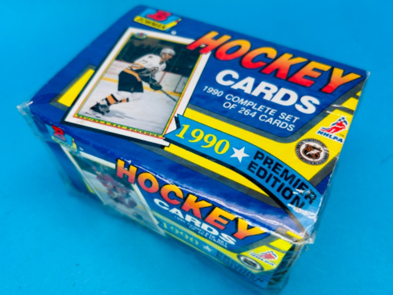 Photo 1 of 811607…small sealed 1990 Bowman hockey cards, premiere edition, 264 card box