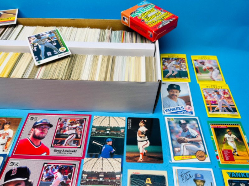 Photo 4 of 1500+ mixed baseball trading cards in box 