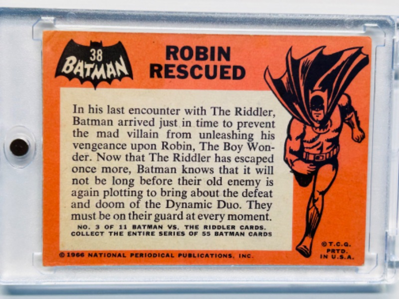 Photo 2 of 811672…vintage 1966 Batman card 38  in hard plastic case 