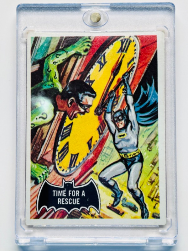 Photo 1 of 811673…vintage 1966 Batman card 41  in hard plastic case 