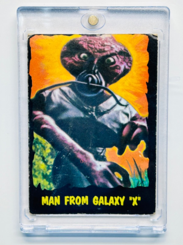 Photo 6 of 811676…wear on corners-vintage 1964 Man from Galaxy X card 5  in hard plastic case 