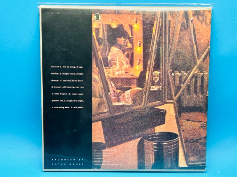 Photo 2 of 811734…Linda Ronstadt  vinyl record 33 rpm in plastic sleeve 