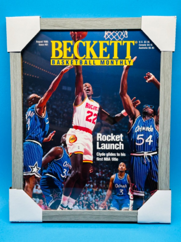 Photo 1 of 811799… framed Beckett magazine featuring Clyde Drexler 9.5 x 12”